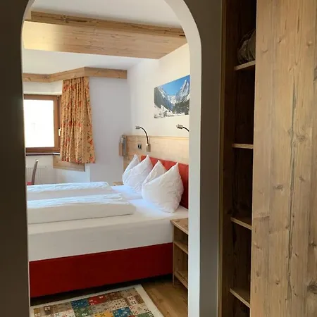 Готель Garni Schieferle 3*